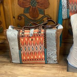 NWT Blaze Cowhide & Rug Accent Weekender Bag